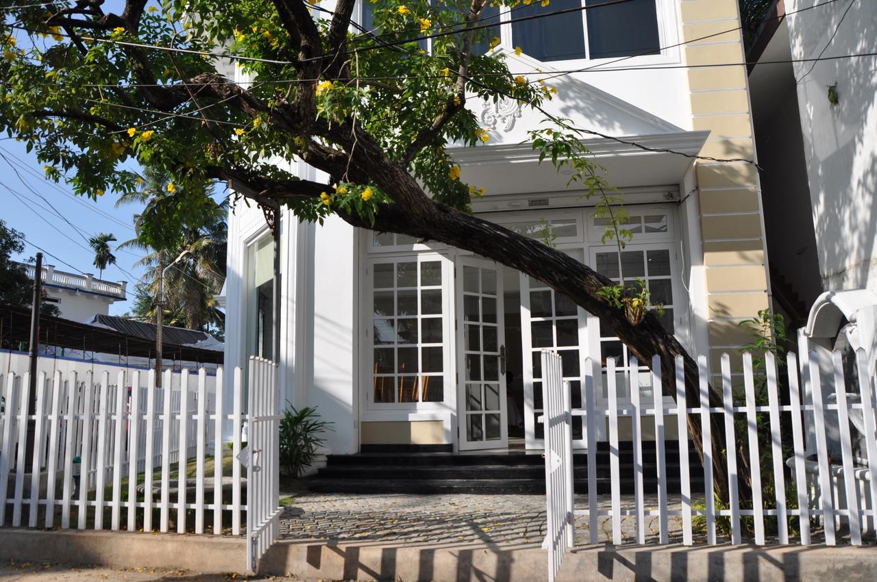 Daffodils Spice Court Hotel Kochi Ngoại thất bức ảnh