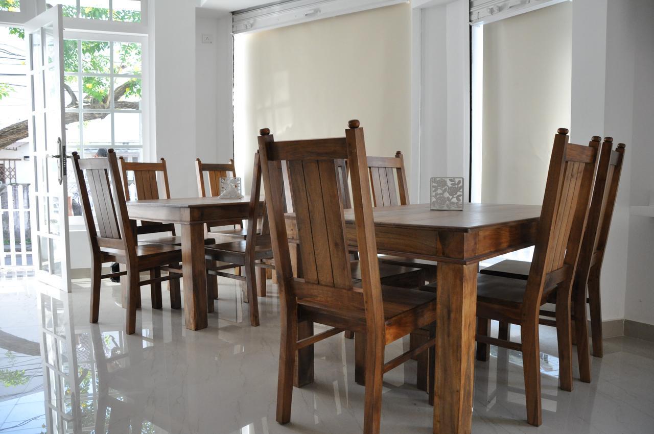 Daffodils Spice Court Hotel Kochi Ngoại thất bức ảnh