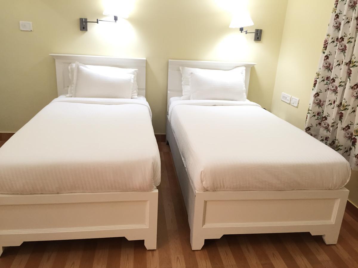 Daffodils Spice Court Hotel Kochi Ngoại thất bức ảnh